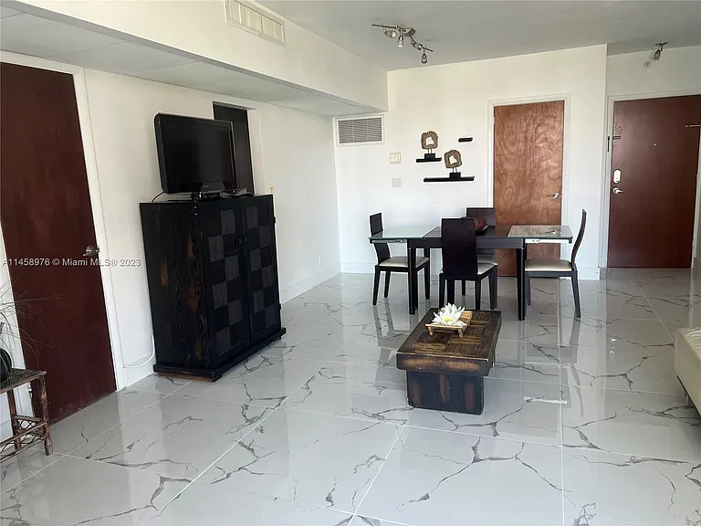3801 S Ocean Dr #6S — Photo 5
