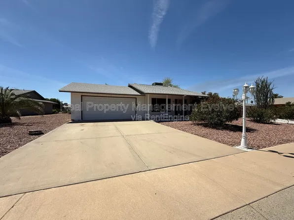17026 N 96th Ave, Sun City, AZ 85373