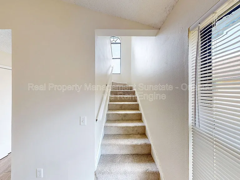 10025 Creekwater Blvd — Photo 17