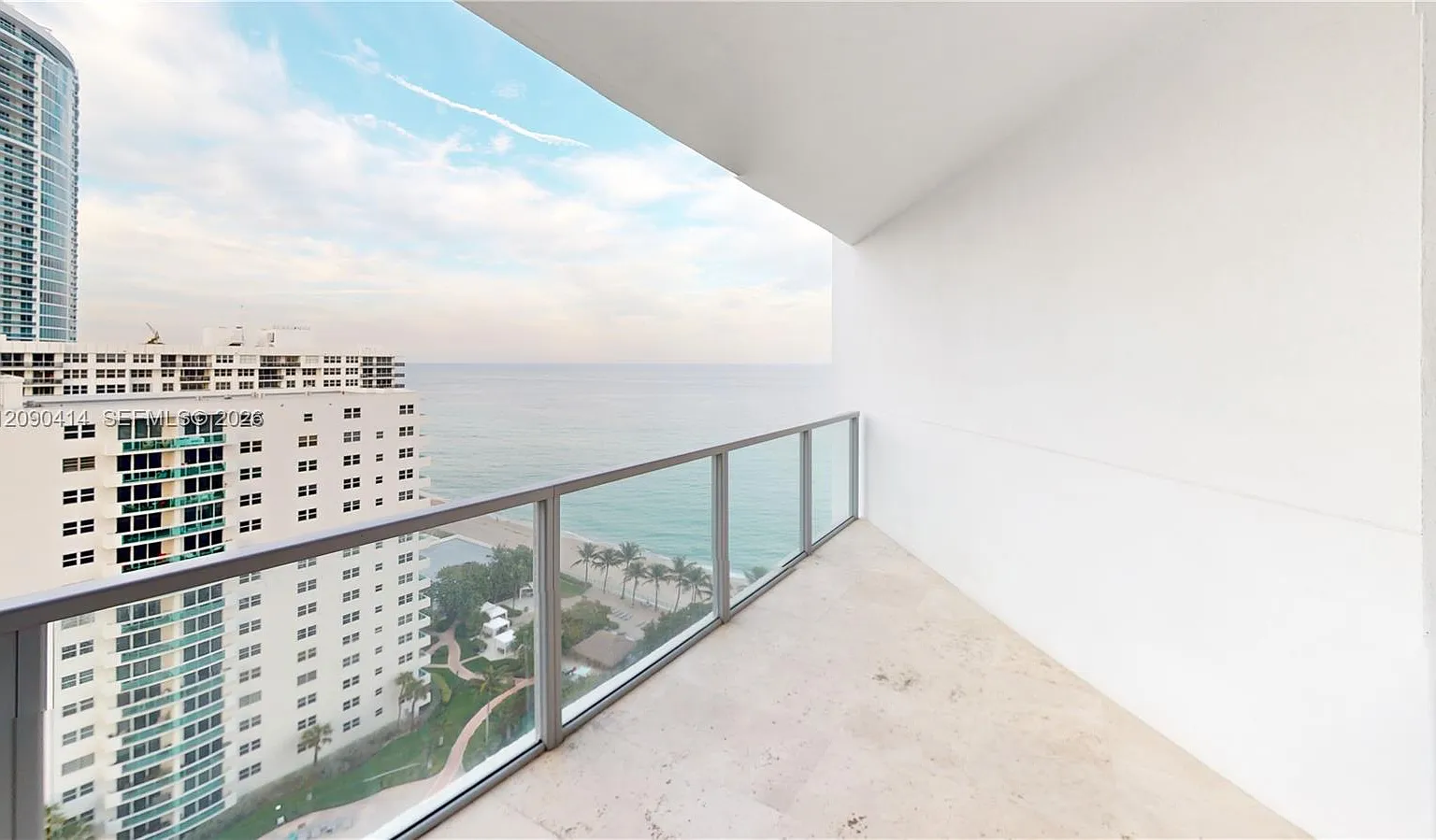 Ocean Palms Condo — Photo 2