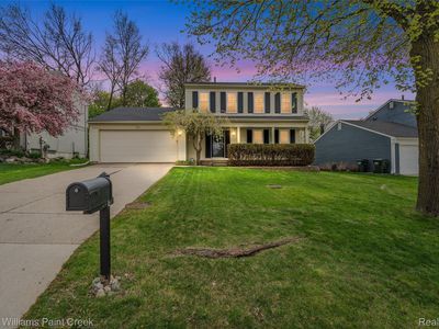 366 Whitney Dr, Rochester Hills, MI, 48307