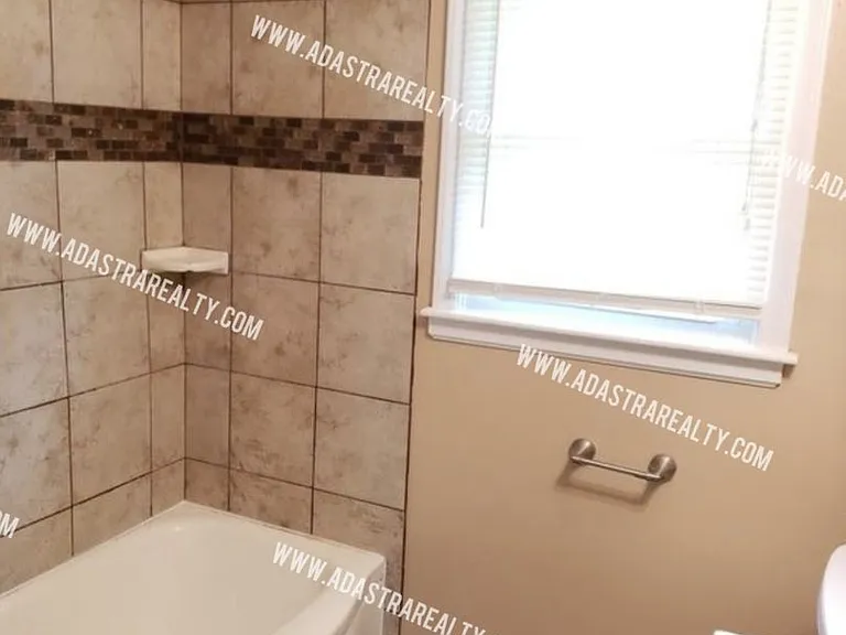 9203 Vaughn Ave — Photo 8