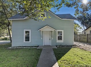 611 N Division St, Cleveland, OK 74020