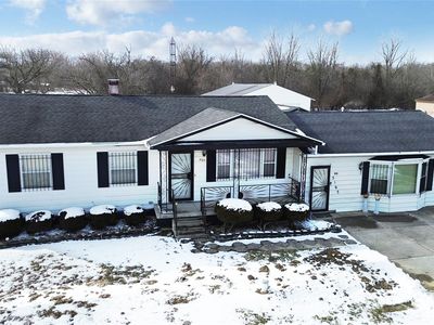 5163 N Linden Rd, Flint, MI, 48504