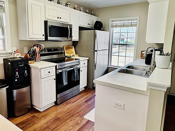 4th image of 103 Ansley Ct