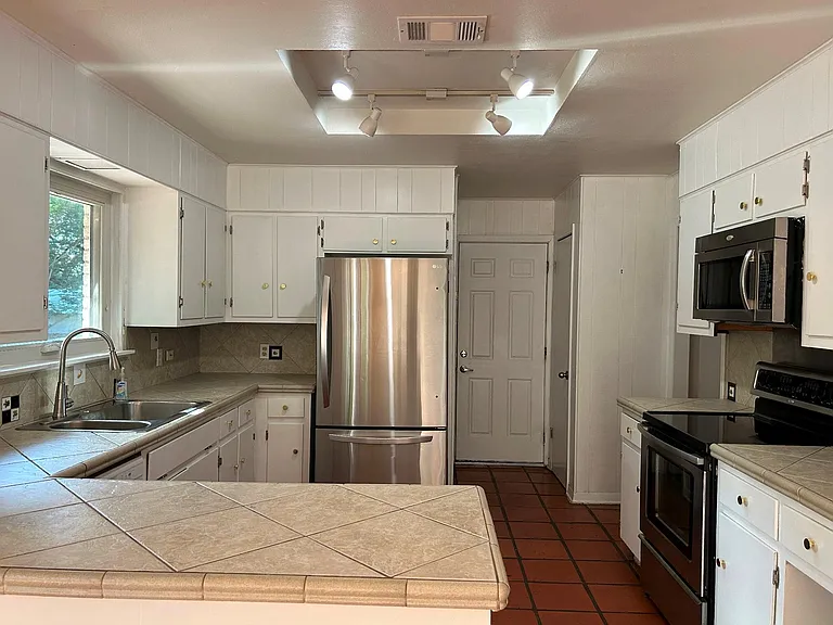 2403 Dijon Dr — Photo 6