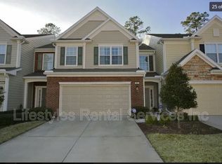 4051 Lionheart Dr, Jacksonville, FL 32216