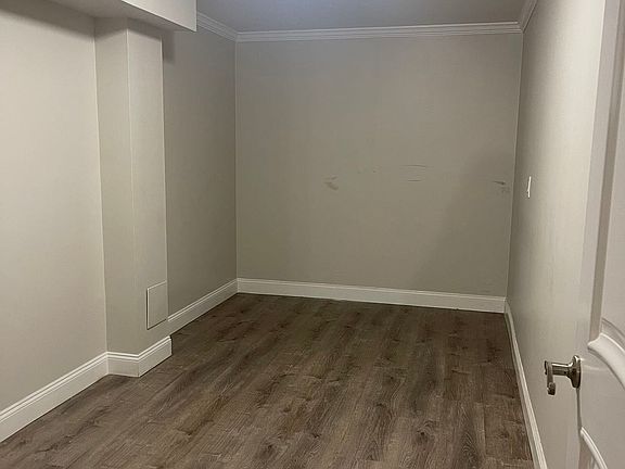5th image of 194 Sneden Ave Floor 2