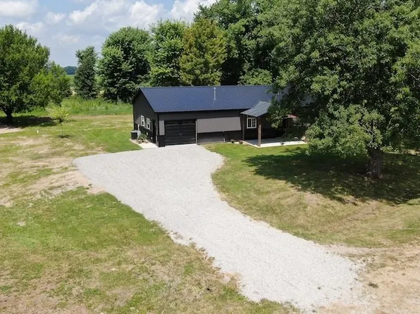 2400 850n Rd, Casey, IL 62420