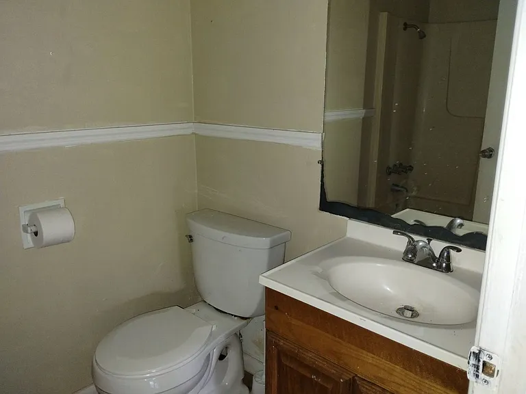 20056 Suncrest Dr — Photo 8