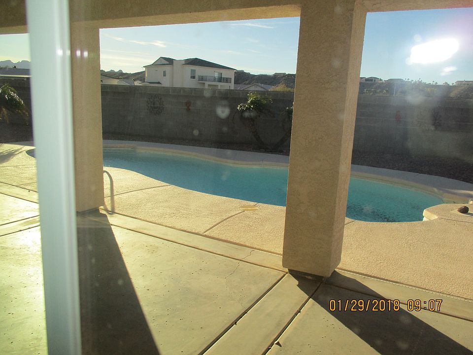 2nd image of 2926 Los Pueblos Dr