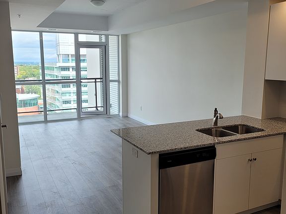 5th image of 60 Charles St W #1311