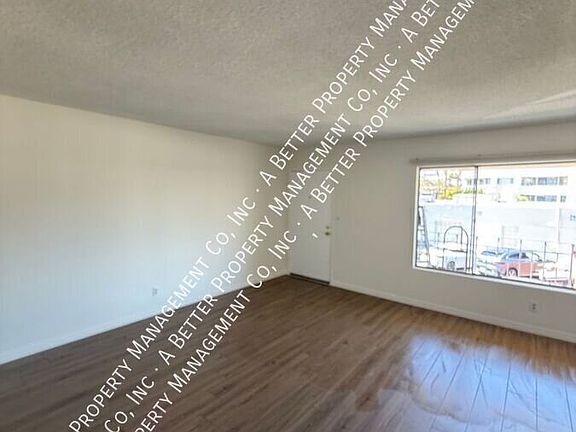 4th image of 1219 E 3rd St #6
