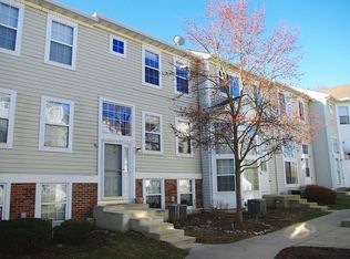 605 Hidden Creek Ln #605, North Aurora, IL 60542