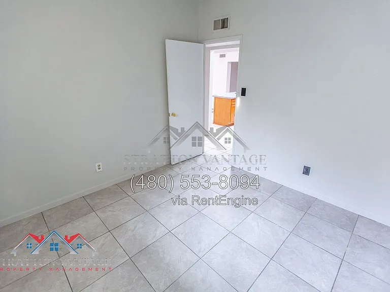 1168 E Alameda Dr — Photo 18