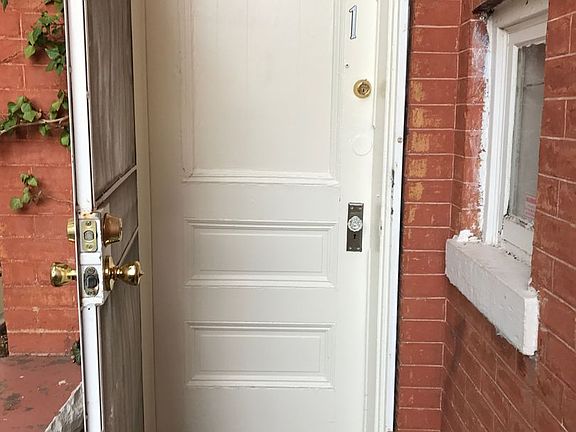 2nd image of 1310 Race St APT 1