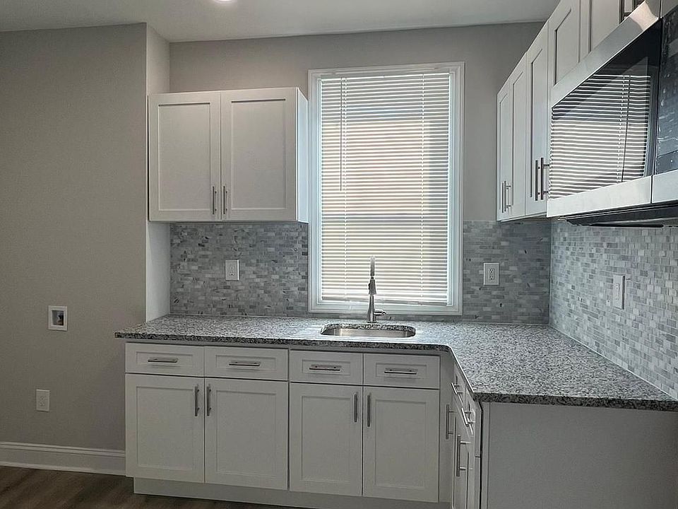 1st image of 500 N Vodges St Floor 2