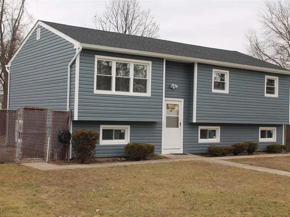 373 43rd Street, Copiague, NY 11726