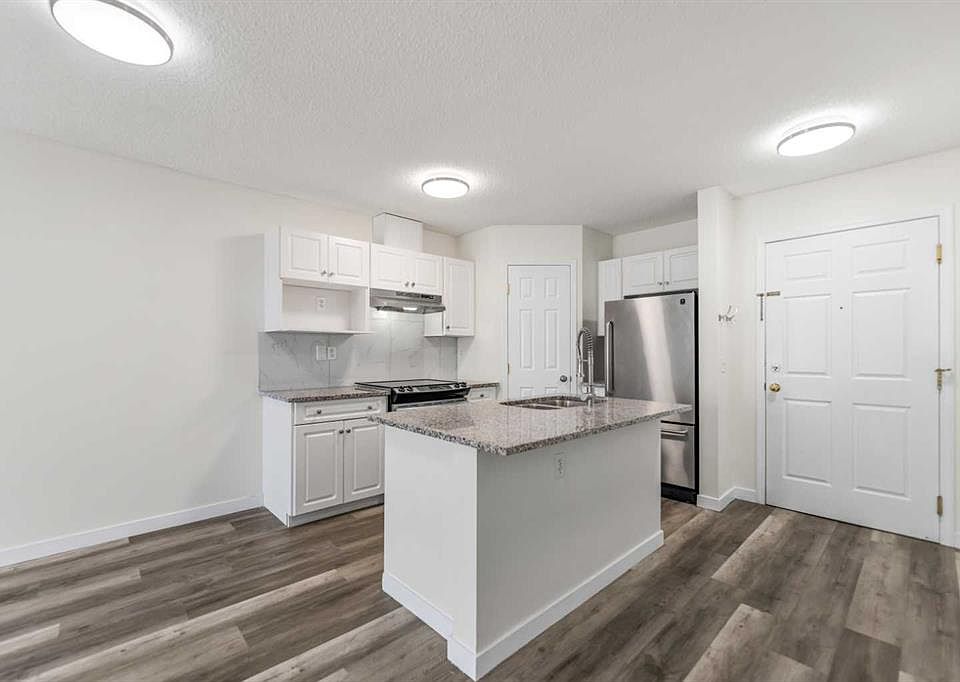 1st image of 290 W Shawville Way SE #410