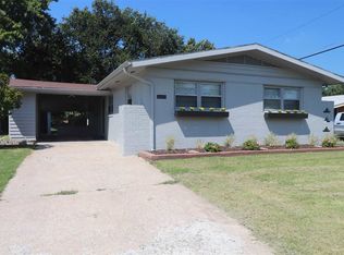 2833 S Euclid Ave, Wichita, KS 67217