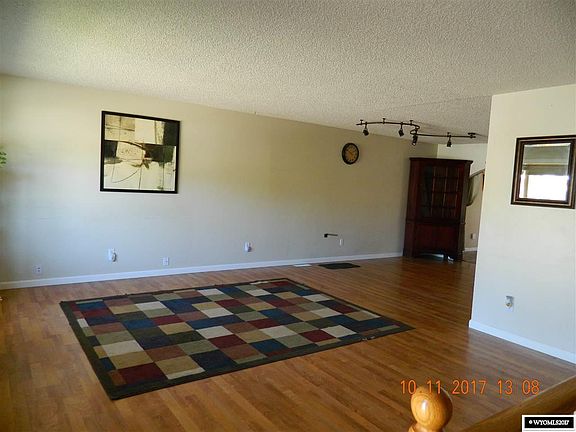 2nd image of 216 Van Buren St