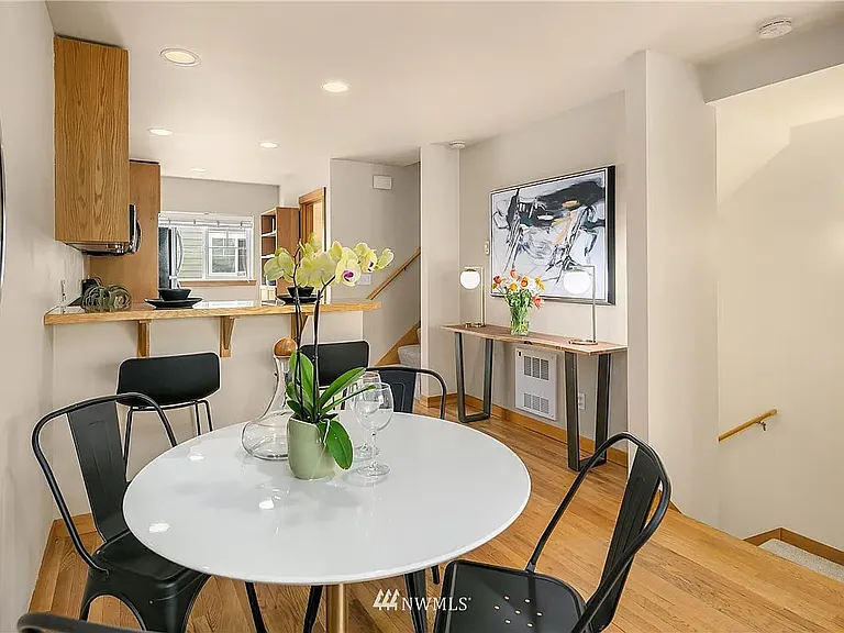 116 N 104th St #B — Photo 4