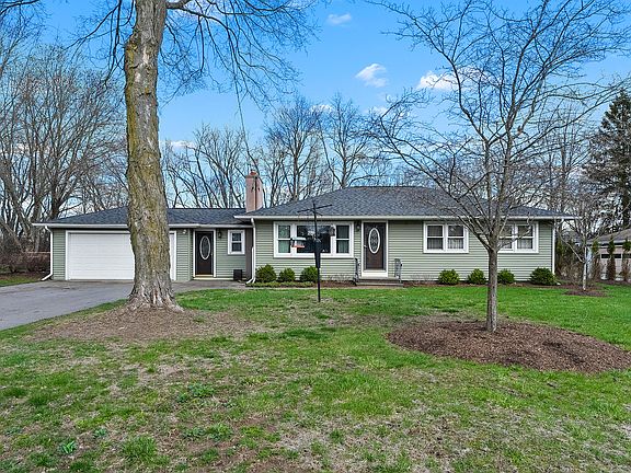 2nd image of 3878 Jennings Dr