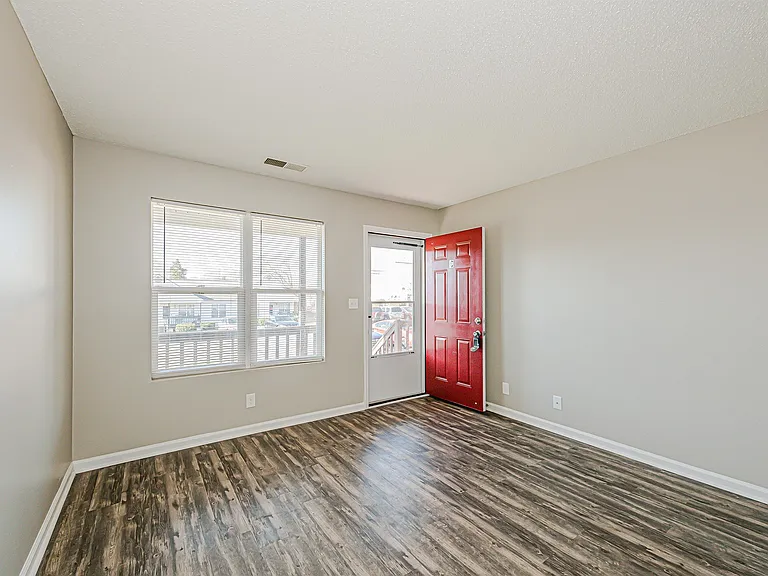 234 Hoskins Mill Ln — Photo 5