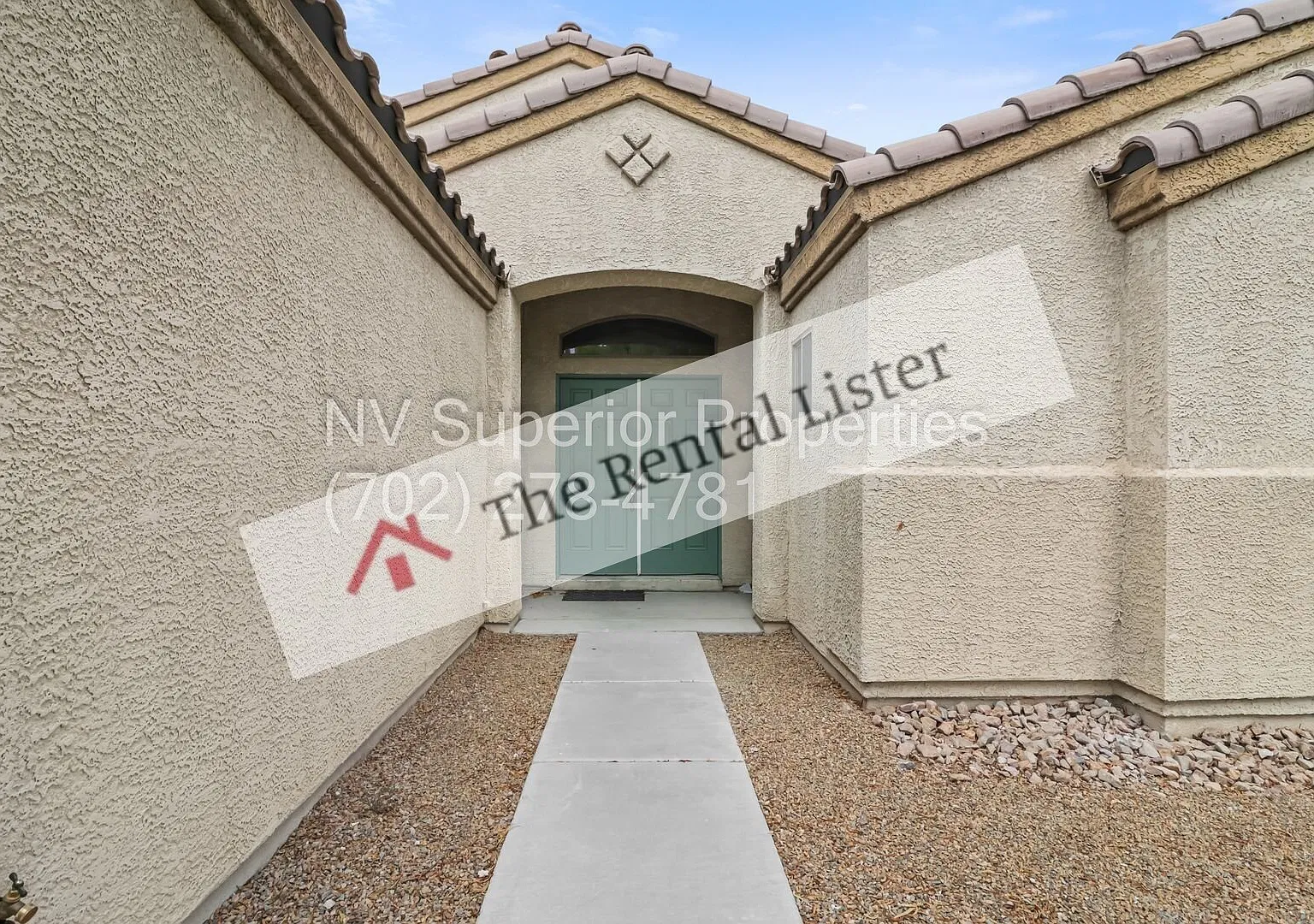 NW!! 4 Bedrooms Single story No Carpet!! Pet Friendly!! Covered Patio!! Low Maintenance Dessert l... — Photo 3