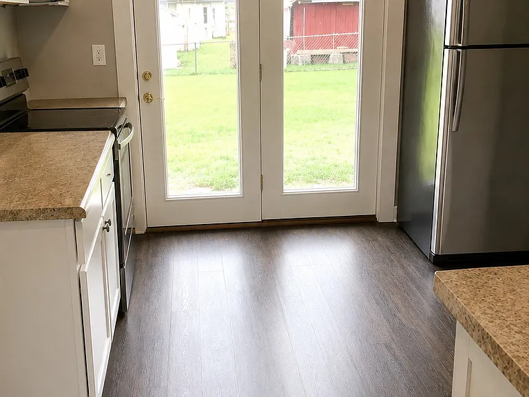 7006 Betsy Ross Dr — Photo 4