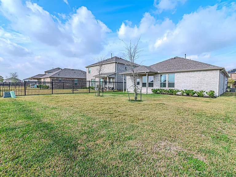 21119 Turtle Glen Ln — Photo 35