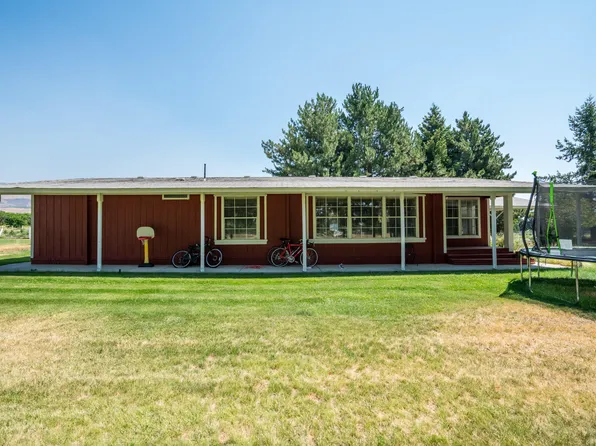 410 N Perry Ave, East Wenatchee, WA 98802