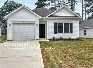 409 S Davis St, Dallas, NC 28034