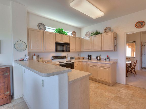 4th image of 342 N Royal Bell Dr