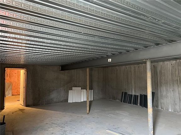 3rd image of 8820 N Elmwood Ave