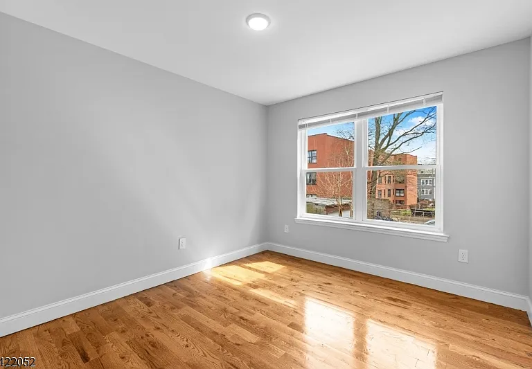 19 Shaw Ave #1 — Photo 13