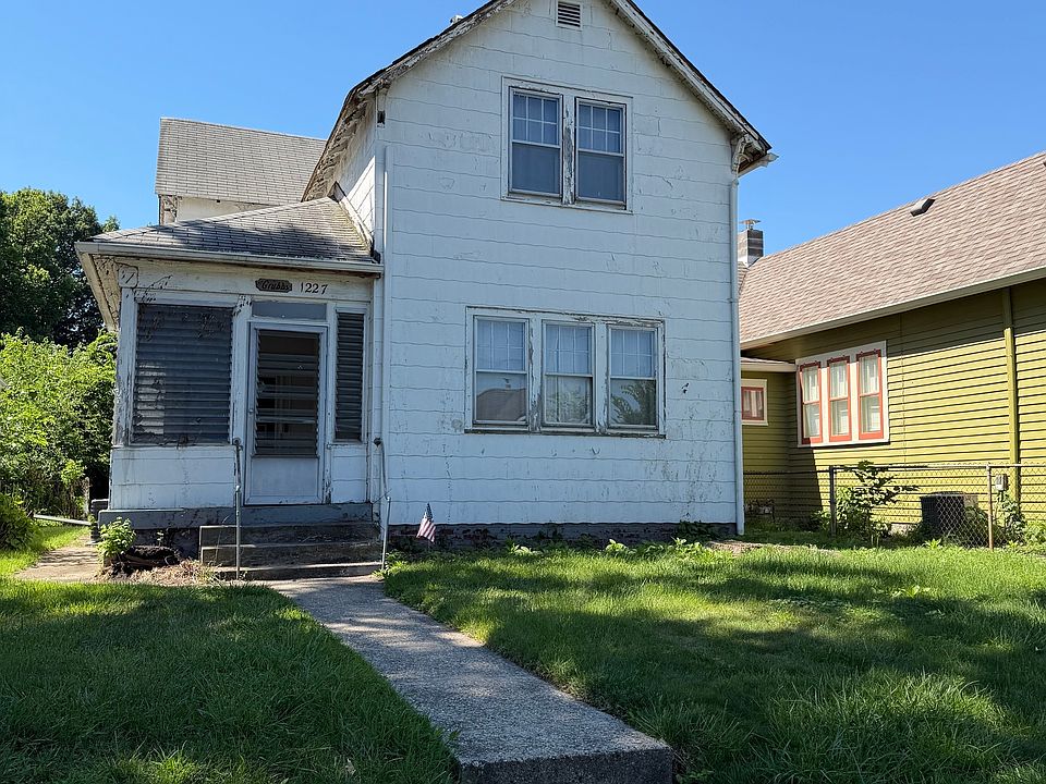 1st image of 1227 Lexington Ave