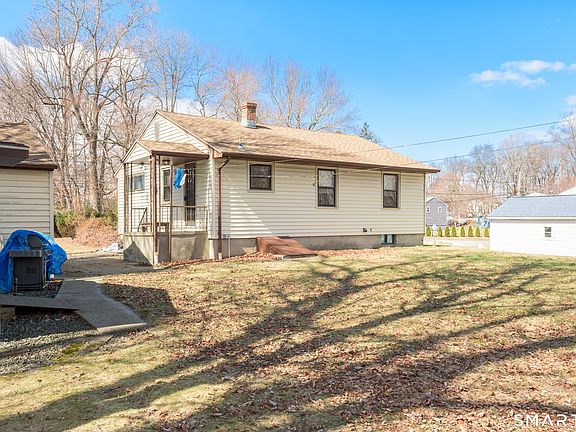 5th image of 6 Saunders Lane