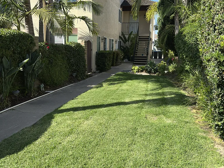 204 16th Pl #C — Photo 20