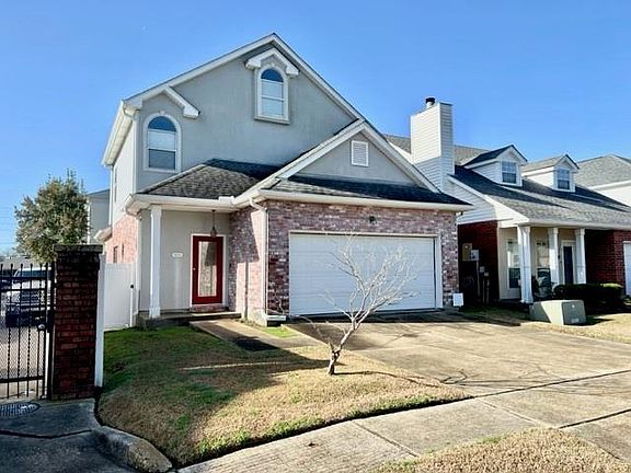 2nd image of 1009 Saint Julien Dr #15