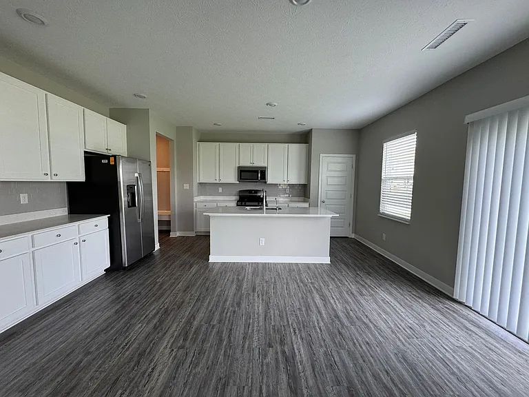 17158 Seaboard Pl — Photo 6