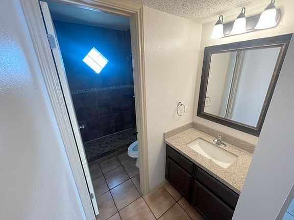 5th image of 504 Shiloh Dr #12