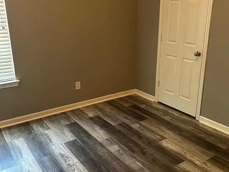 5536 Bluegrass Dr — Photo 12