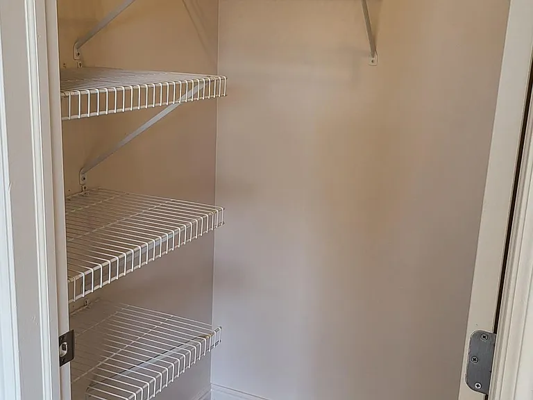 8045 N Plum Creek Dr — Photo 36