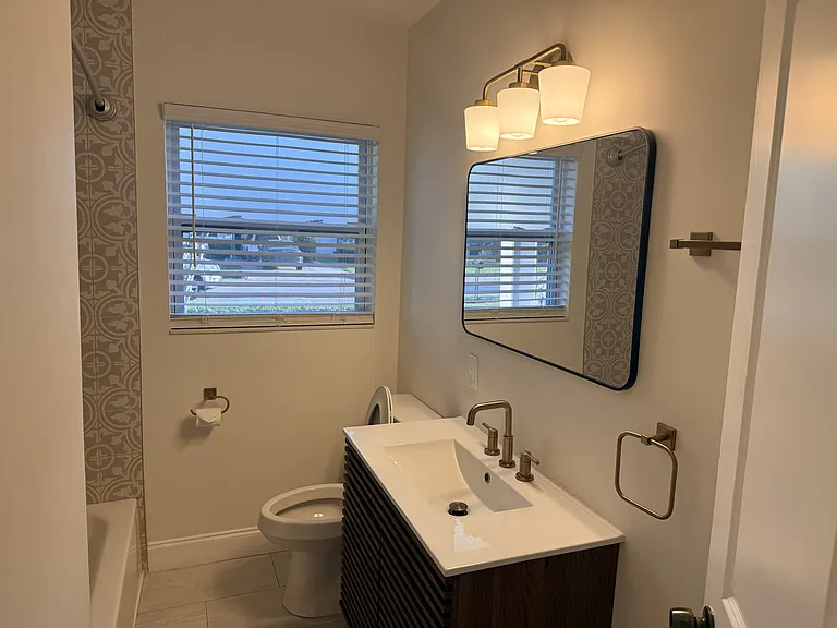 4617 W Bay Court Ave — Photo 8