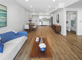 2783 Francis Ave, Los Angeles, CA 90005