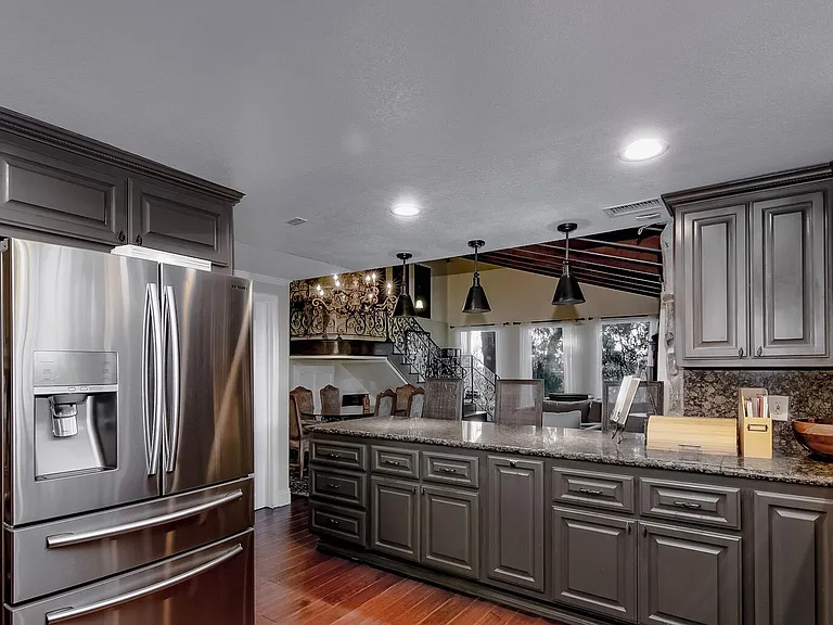 356 S Mohler Dr #2 — Photo 11