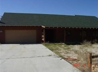 11365 Hess Blvd, Morongo Valley, CA 92256