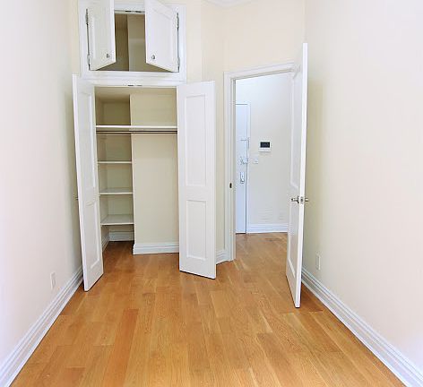 4th image of 124 W 75th St #4R