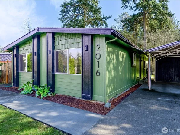 2016 Queen Anne Pl, Port Townsend, WA 98368